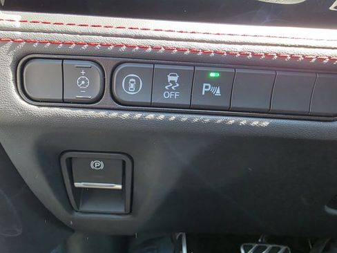 Used 2023 Acura MDX A-Spec image 9