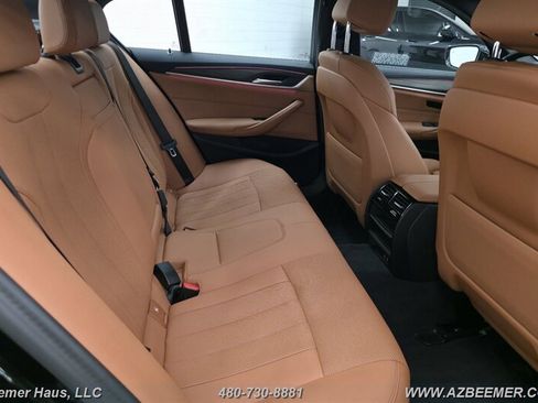 Used 2023 BMW 530i w/ Convenience Package RWD image 31