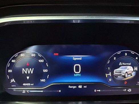 Used 2023 Chevrolet Tahoe High Country image 14