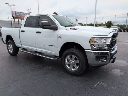 Used 2024 RAM 2500 Big Horn w/ Off Road Package AWD/4WD image 7