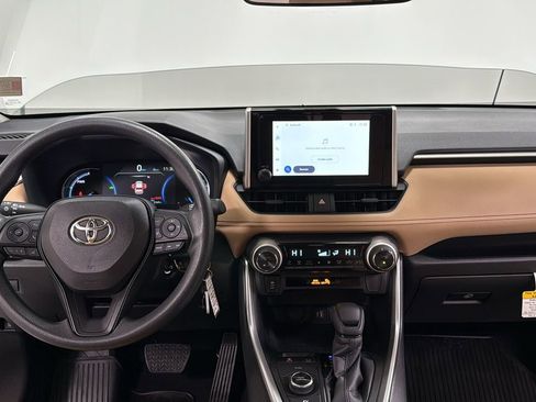 Certified 2025 Toyota RAV4 LE image 9