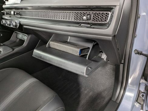 Used 2022 Honda Civic Sport image 27