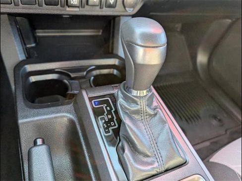 Used 2023 Toyota Tacoma TRD Sport image 13