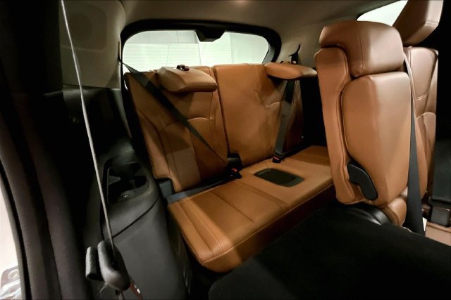 Used 2024 INFINITI QX60 Sensory AWD/4WD image 32