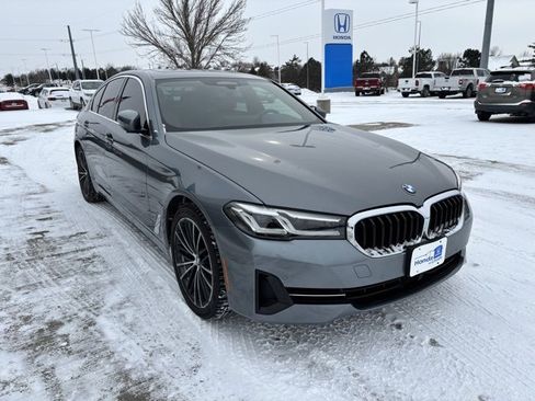 Used 2022 BMW 540i xDrive 540i xDrive image 3