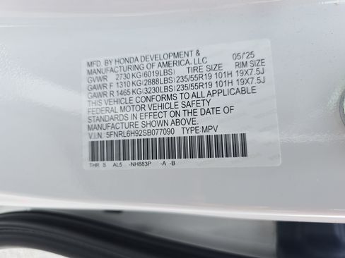 Used 2025 Honda Odyssey Elite image 37
