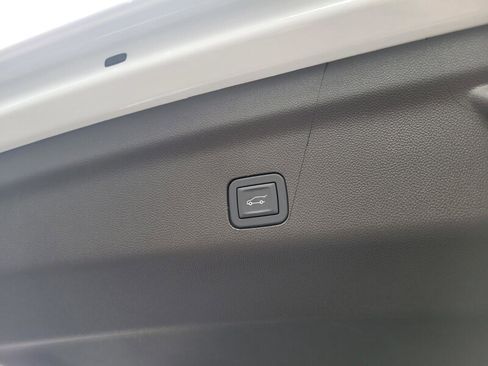 New 2026 GMC Yukon XL Elevation w/ Elevation Premium Package image 9