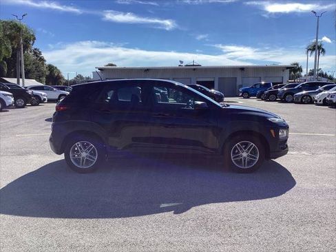 Used 2019 Hyundai Kona SE FWD image 9