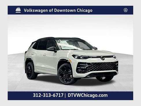 New 2026 Volkswagen Tiguan SE R-Line AWD/4WD image 1