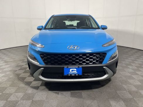 Used 2022 Hyundai Kona SE image 3