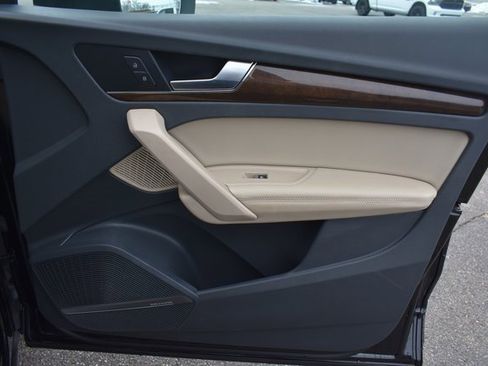 Used 2019 Audi Q5 2.0T Premium Plus w/ Premium Plus Package image 45