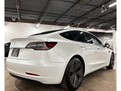 Used 2023 Tesla Model 3 Standard Range image 12