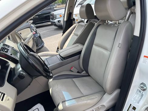 Used 2010 MAZDA CX-9 Grand Touring w/ Moonroof & Bose Audio Pkg AWD/4WD image 13