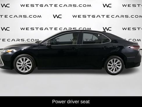 Used 2023 Toyota Camry LE w/ Convenience Package FWD image 5