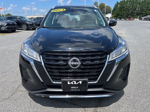 Used 2023 Nissan Kicks SV FWD image 11