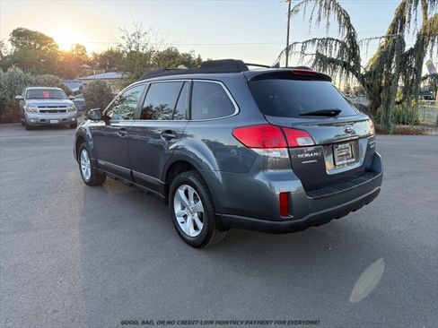 Used 2014 Subaru Outback 2.5i Limited AWD/4WD image 5