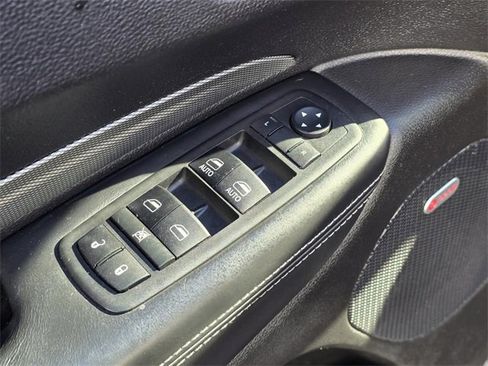 Used 2018 Dodge Durango SRT w/ Technology Group image 23