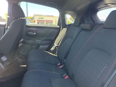 Used 2024 Honda HR-V Sport image 12