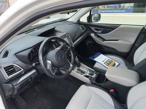 Used 2020 Subaru Forester Premium image 9
