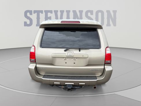 Used 2006 Toyota 4Runner Limited AWD/4WD image 4