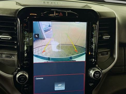 Used 2022 RAM 1500 Big Horn image 13