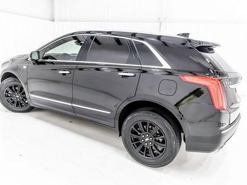 Used 2019 Cadillac XT5 FWD image 4