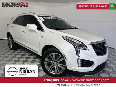 Used 2024 Cadillac XT5 Premium Luxury w/ Technology Package FWD image 1