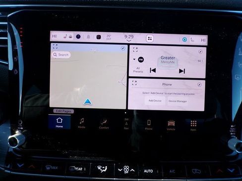 Used 2024 Jeep Wagoneer L Series II w/ Flexible Seating Group image 28