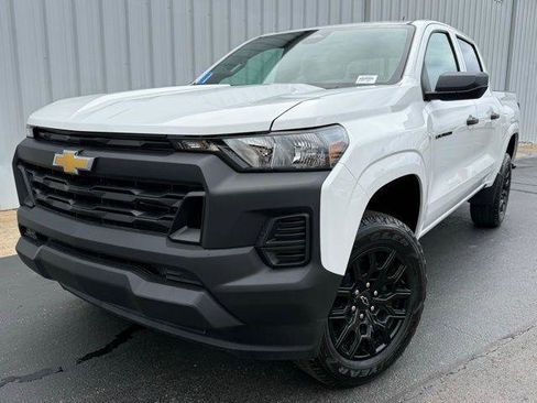 New 2026 Chevrolet Colorado W/T w/ WT Custom Package RWD image 1