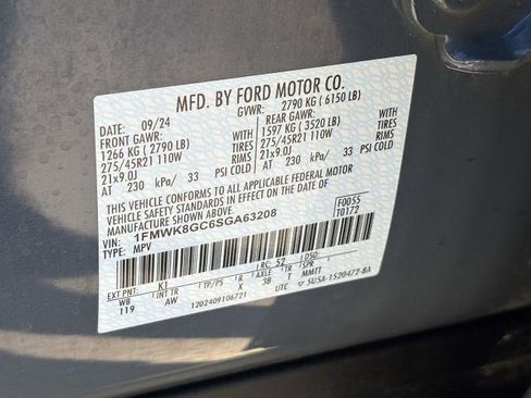 Certified 2025 Ford Explorer ST image 31