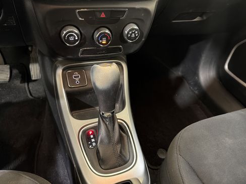 Used 2018 Jeep Compass Sport image 20