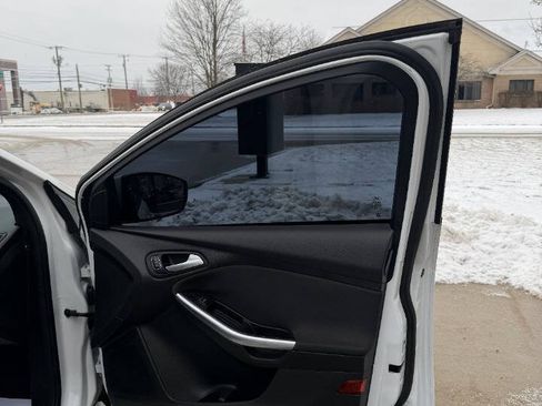 Used 2016 Ford Focus ST w/ Equipment Group 401A image 31