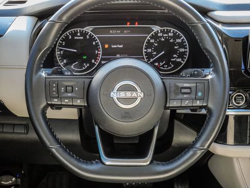 Used 2022 Nissan Pathfinder SV FWD image 27