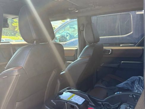 Used 2024 Ford Bronco Outer Banks w/ Sasquatch Package AWD/4WD image 10