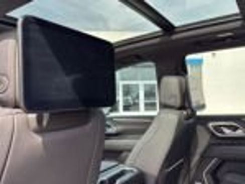 Used 2024 Chevrolet Tahoe High Country image 6