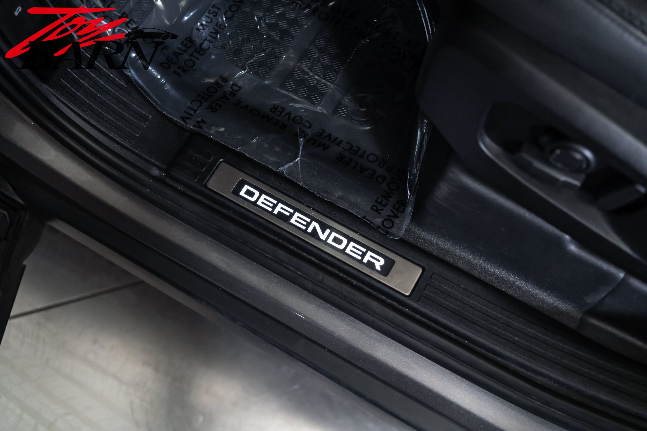 Used 2024 Land Rover Defender 110 X-Dynamic SE AWD/4WD image 20