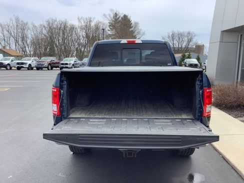 Used 2017 Ford F150 XLT w/ Equipment Group 302A Luxury AWD/4WD image 6