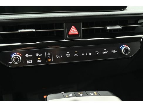 New 2025 Kia EV6 Light w/ Light LR Technology Package image 29