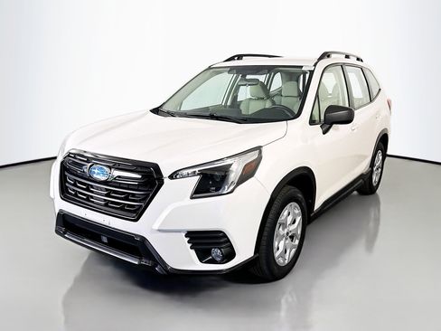 Used 2022 Subaru Forester AWD/4WD image 4