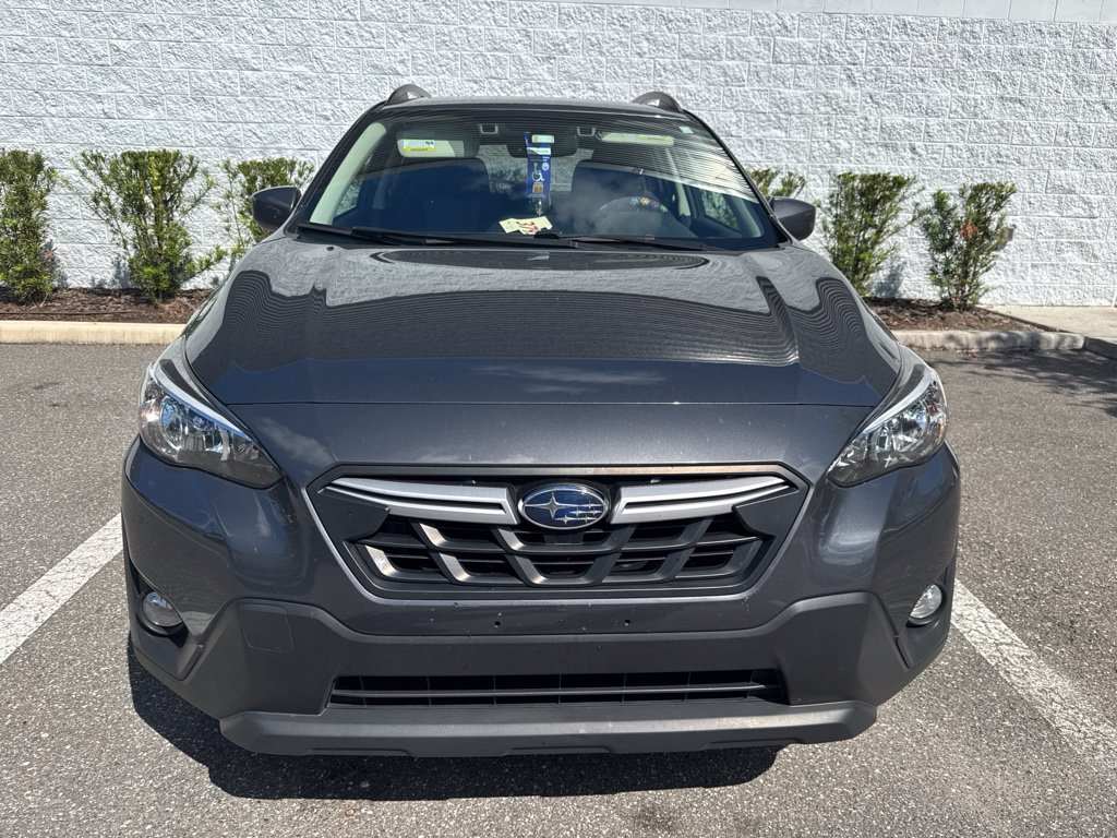 Certified 2021 Subaru Crosstrek 2.0i Premium w/ Moonroof Package AWD/4WD image 2