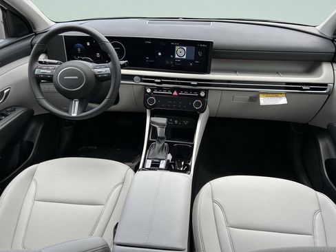 New 2026 Hyundai Tucson SEL FWD image 16