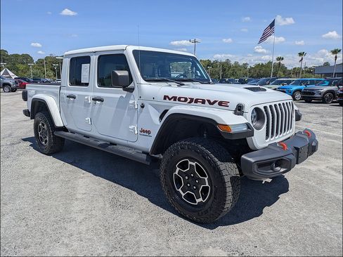 Used 2021 Jeep Gladiator Mojave w/ Uconnect 4C Nav & Sound Group AWD/4WD image 2