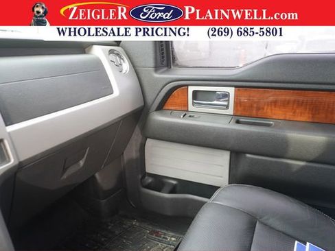 Used 2010 Ford F150 SVT Raptor image 28