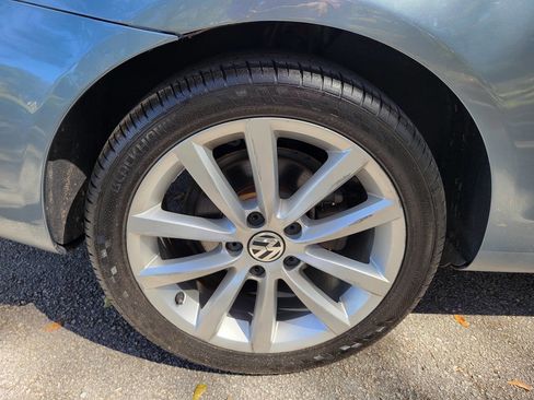 Used 2015 Volkswagen Eos Komfort image 20