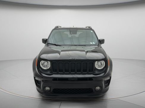 Used 2021 Jeep Renegade Latitude AWD/4WD image 2