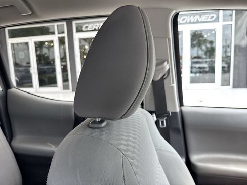 Used 2021 Toyota Tacoma SR AWD/4WD image 20