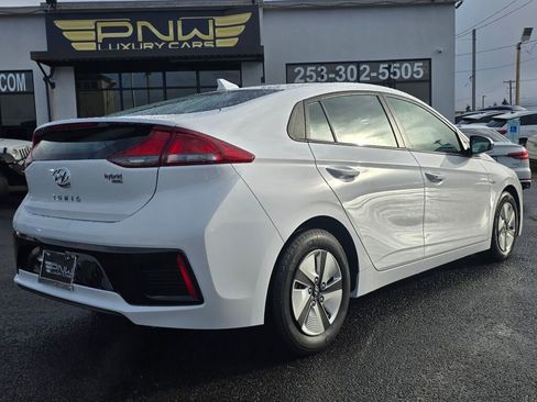 Used 2018 Hyundai Ioniq Blue image 9