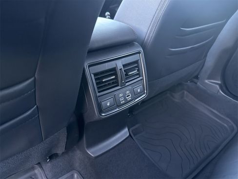 Used 2025 Subaru Forester Touring w/ Popular Package - Touring image 29