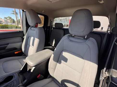 Used 2021 Chevrolet Colorado W/T w/ WT Convenience Package image 12