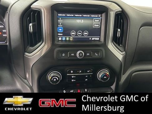 Used 2019 Chevrolet Silverado 1500 Custom Trail Boss w/ Custom Convenience Package AWD/4WD image 21